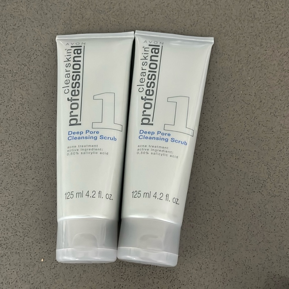 Avon Clearskin Professional Deep Pore Cleansing Scrub